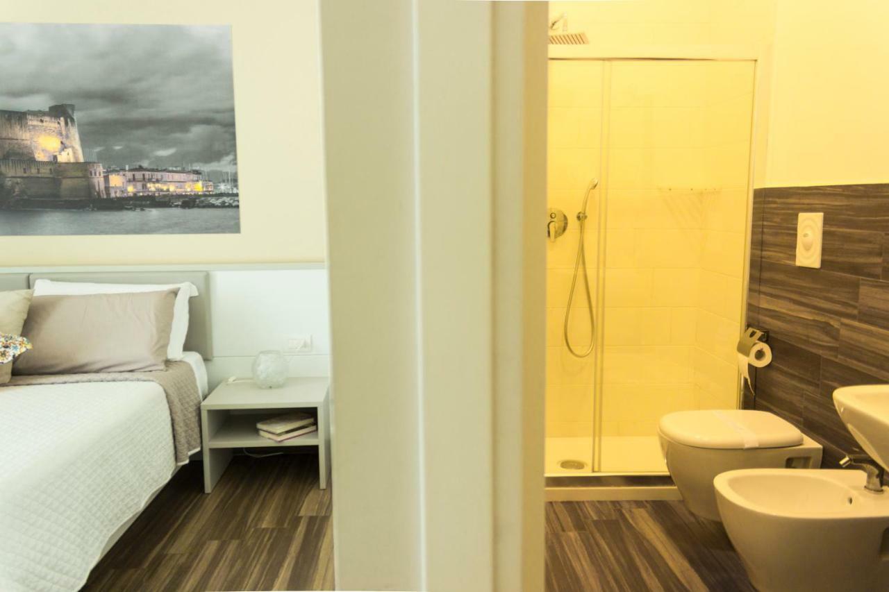 Rooms Stazione Centrale Наполи Екстериор снимка