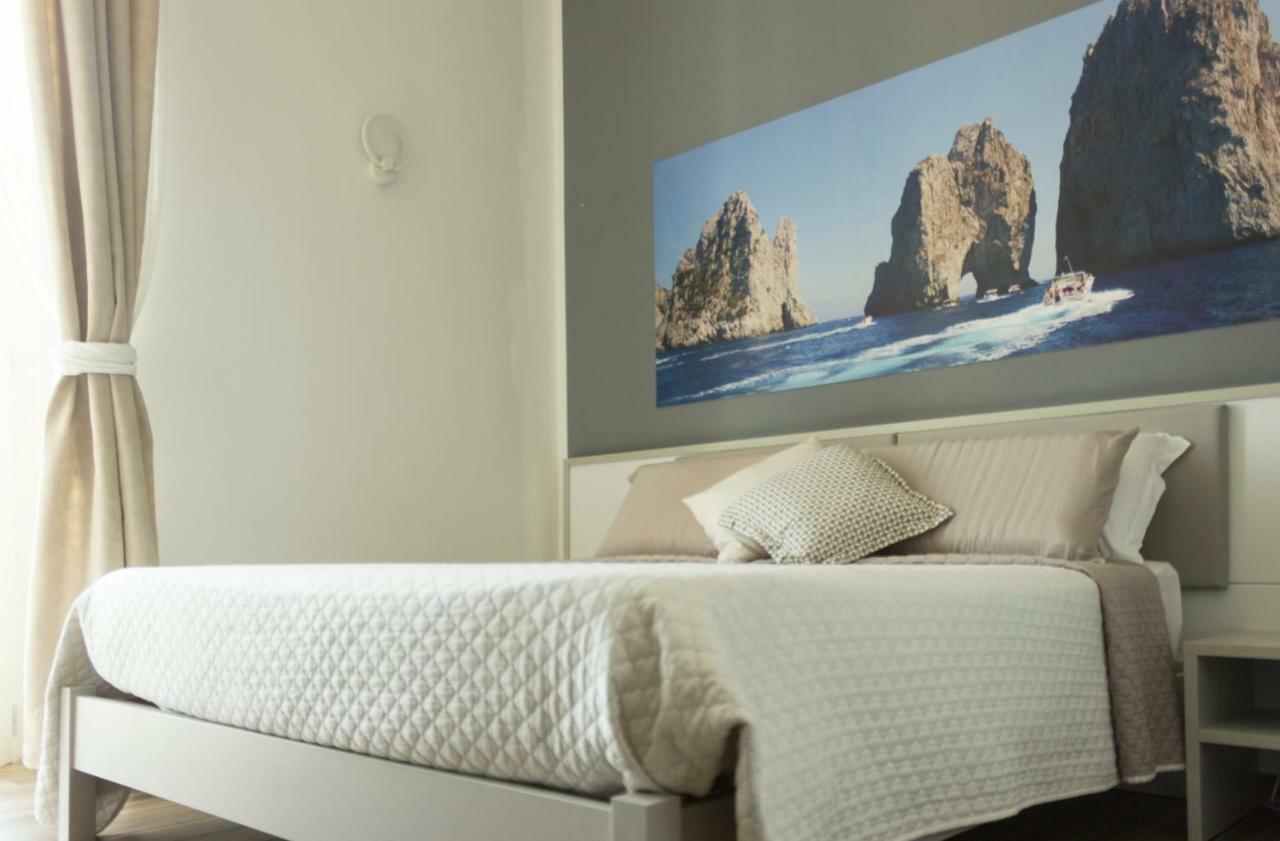 Rooms Stazione Centrale Наполи Екстериор снимка